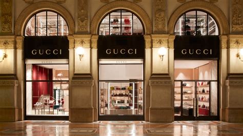 gucci sede legale italia|gucci online shopping.